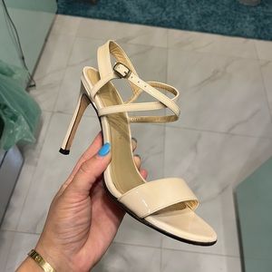 Stuart Weitzman Heels Cream color size  36.5
